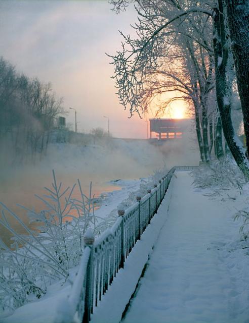 Вид на плотину 2002. Фото Ф.Комлик 